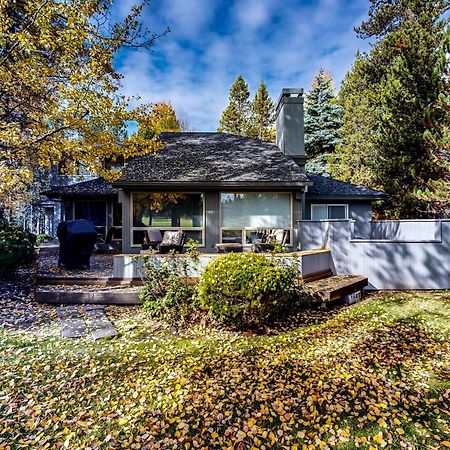 Tree Branch Cabin Sunriver Exterior photo